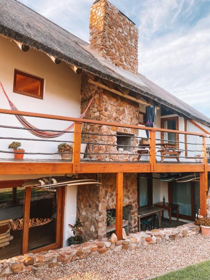 Dreamland Beach House & Studios At Supertubes Jeffreys Bay Exterior photo